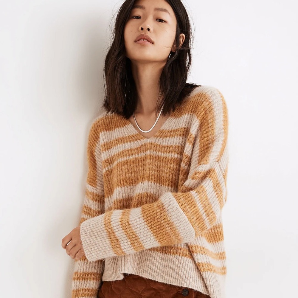 Space-Dyed Staley V-Neck Pullover Sweater, M